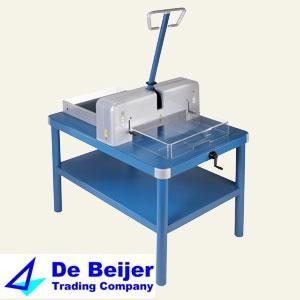 Dahle 858 stapel-snijmachine voor papier op A3+ formaat